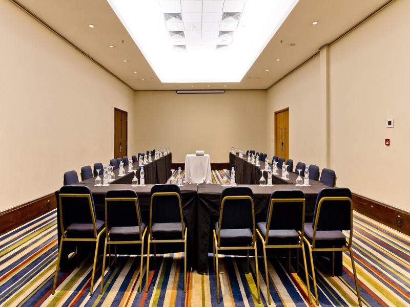 Pullman Sao Conrado 5*