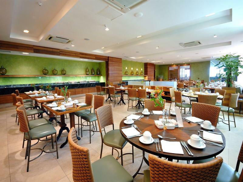 Hotel Pullman Sao Conrado 5*